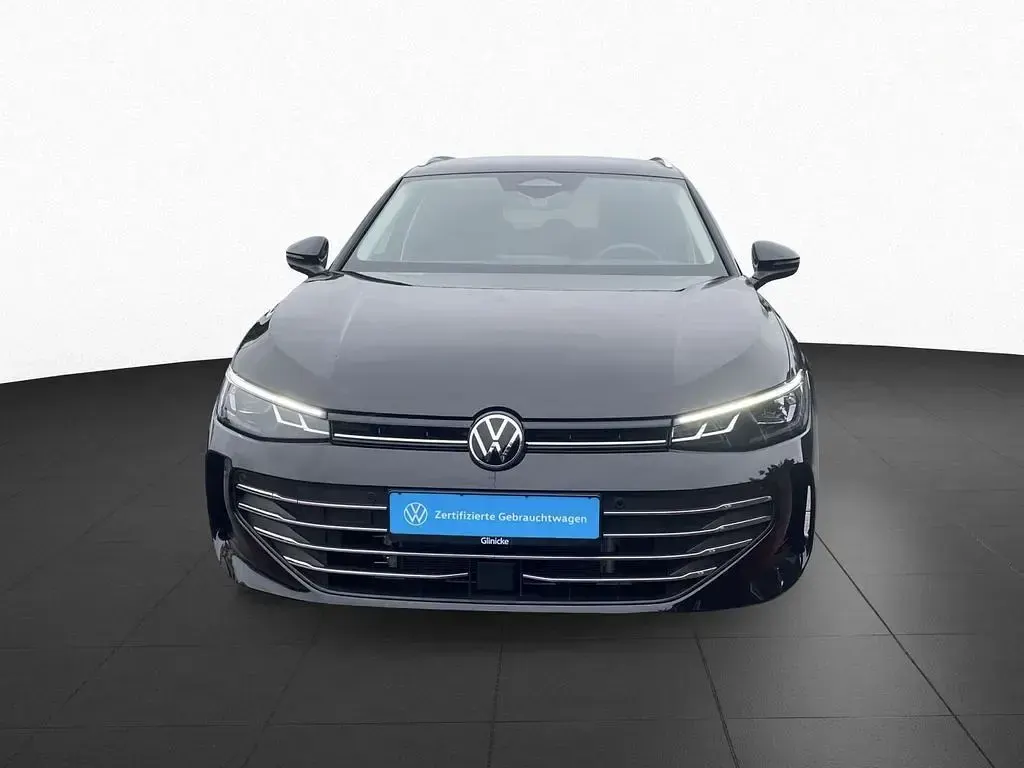 Gebraucht VW Passat Business 150 PS (110 kW) 2026 Grenadillschwarz metallic Kombi