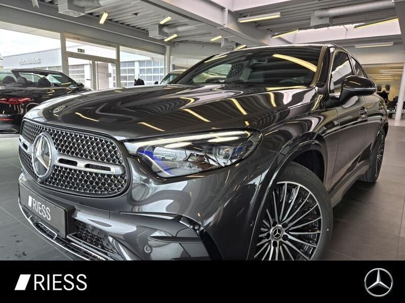 Grau Gebraucht 2025 Mercedes GLC200 AMG SUV | 63.400 € (Teuer) - Bild 1/4