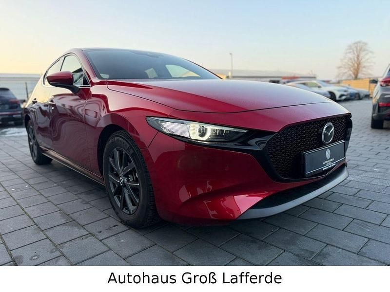 Rot Gebraucht 2020 Mazda 3 Selection Limousine | 21.490 € (Fairer Preis) - Bild 1/4