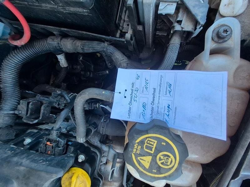 Second-hand Opel Adam Edition 101 CP (74 kW) 2014 Galben Hatchback