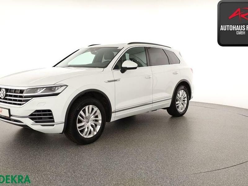 Gebraucht VW Touareg Elegance 286 PS (210 kW) 2018 Pure white SUV