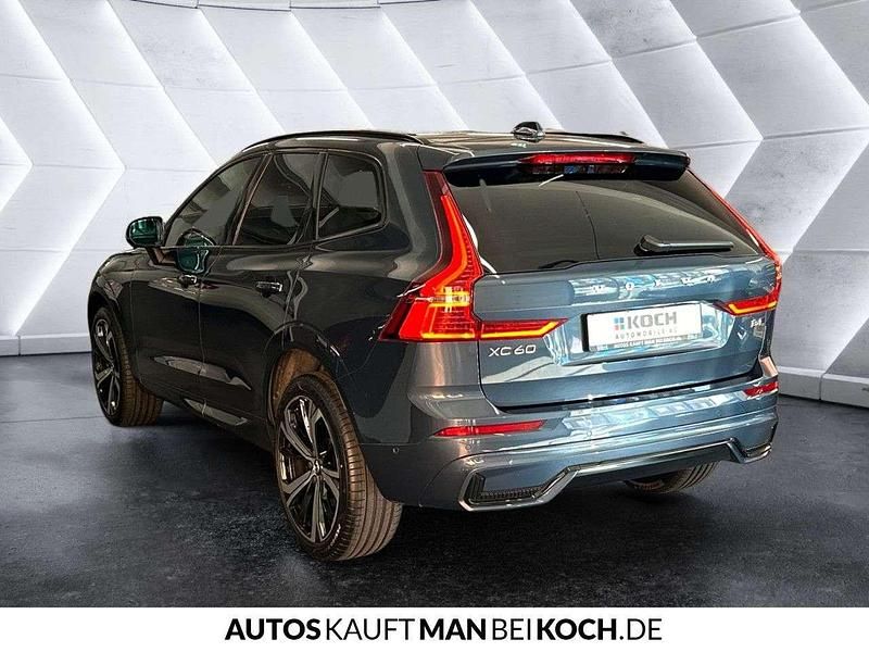 Gebraucht Volvo XC60 Plus 197 PS (144 kW) 2023 Blau SUV