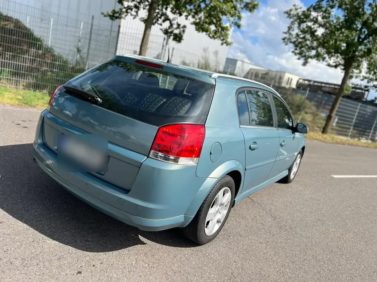 Occasion Opel Signum 155 ch (114 kW) 2008 Gris Citadine