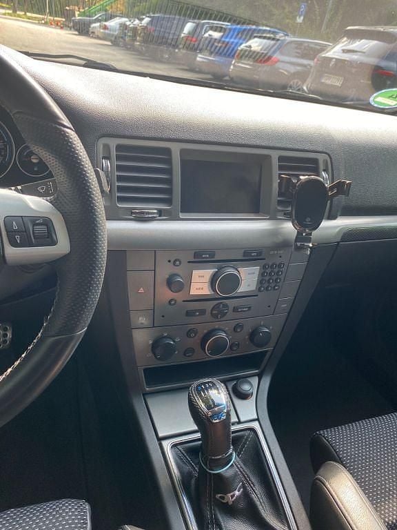 Silber Gebraucht 2006 Opel Vectra OPC Limousine | 5.999 € - Bild 1/4