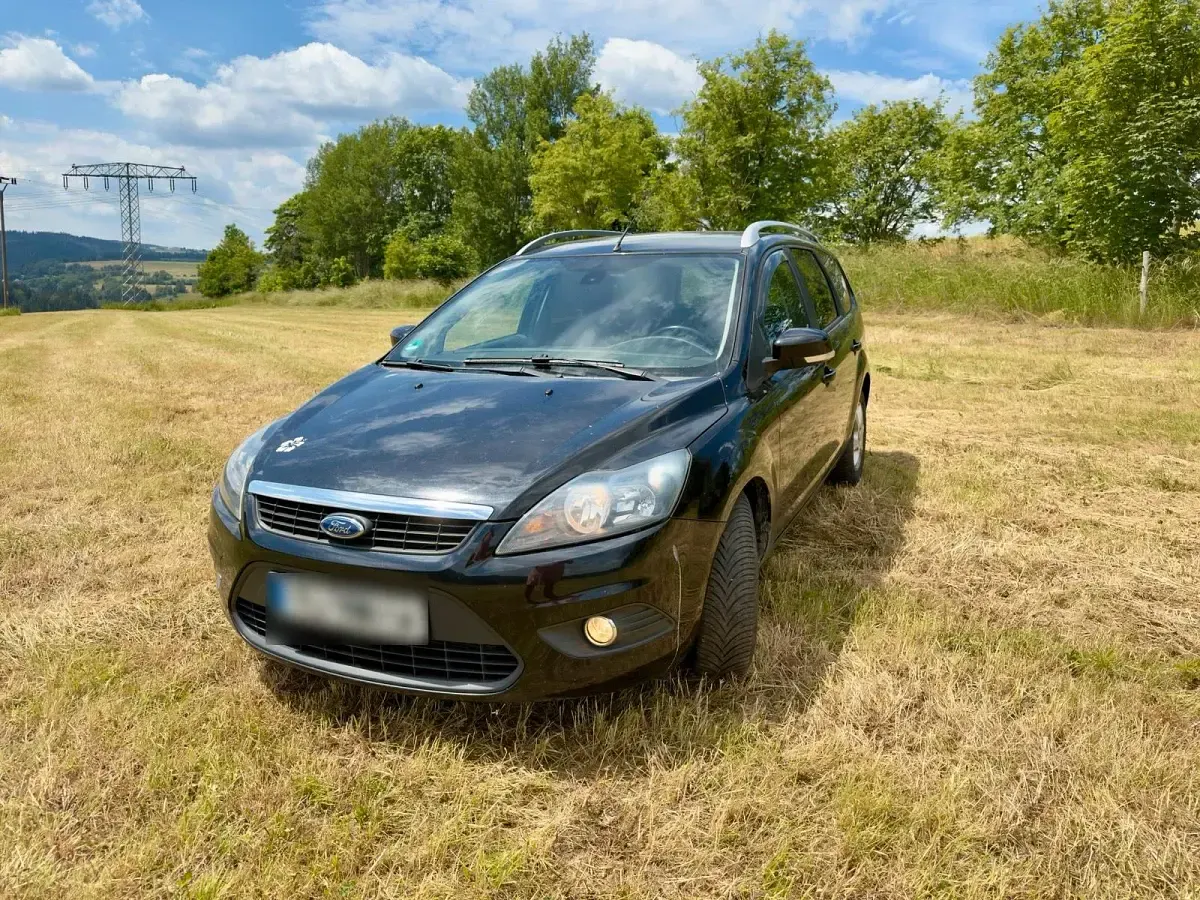 Gebraucht Ford Focus 125 PS (91 kW) 2009 Schwarz Kombi