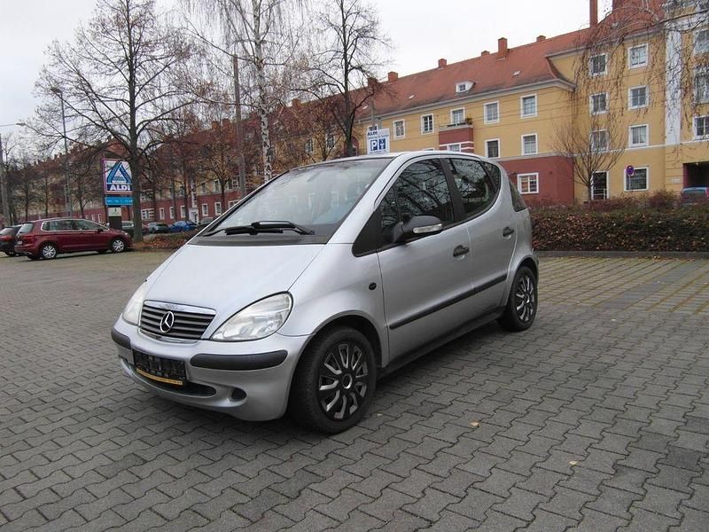 Gebraucht Mercedes A140 Classic 82 PS (60 kW) 2004 Silber Van / Kleinbus