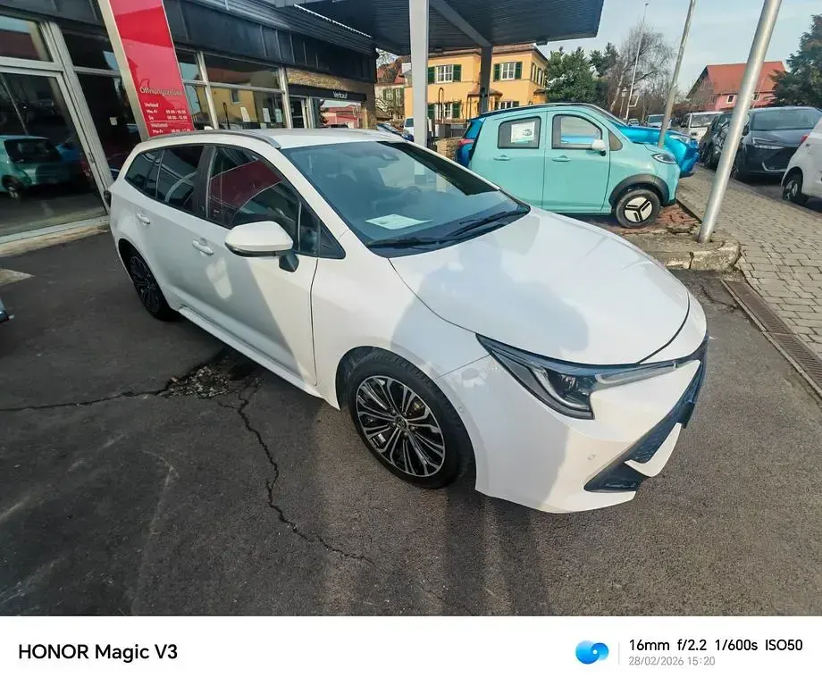 Brugt Toyota Corolla Team 116 HK (85 kW) 2021 Hvid Stationcar