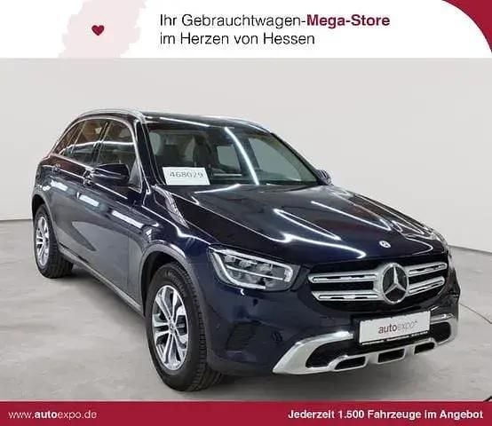 Gebraucht Mercedes GLC220 Exclusive 194 PS (142 kW) 2022 SUV