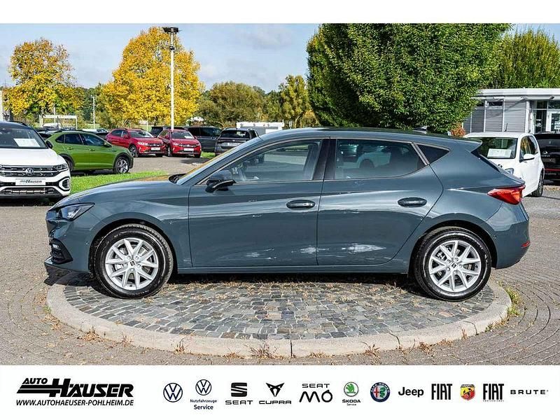 Gebraucht Seat Leon Style 150 PS (110 kW) 2025 Blau Limousine