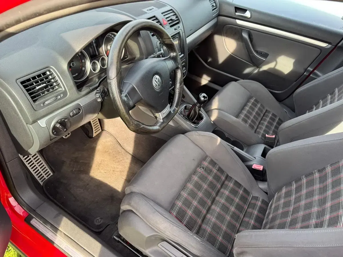 Gebraucht VW Golf IV GTI 200 PS (147 kW) 2005 Rot Kleinwagen