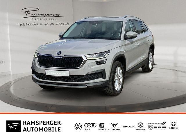 Grau (stahlgrau) Gebraucht 2022 Skoda Kodiaq Style SUV | 28.990 € (Fairer Preis) - Bild 1/4