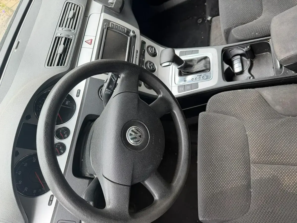 Gebraucht VW Passat 160 PS (117 kW) 2008 Grau Kombi