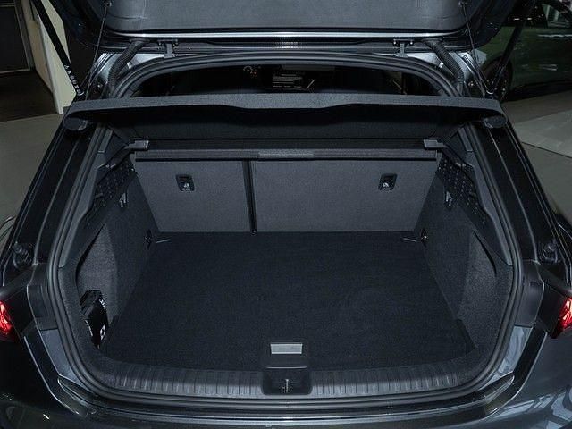 Neu Audi A3 S-Line 150 PS (110 kW) 2025 Grau Limousine