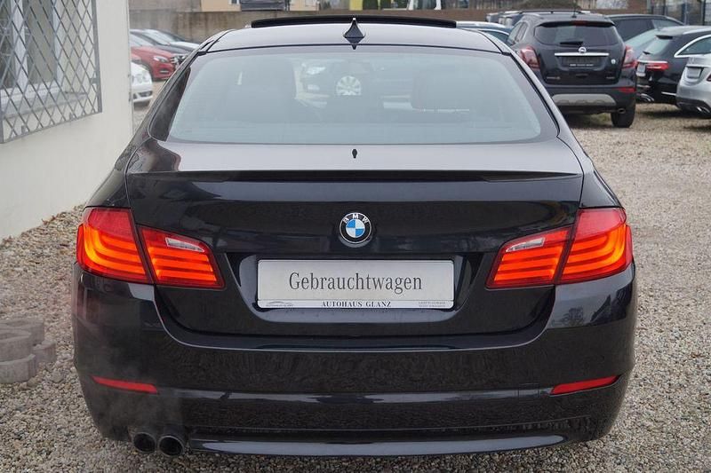 Gebraucht BMW 528 Performance 258 PS (189 kW) 2010 Schwarz Limousine