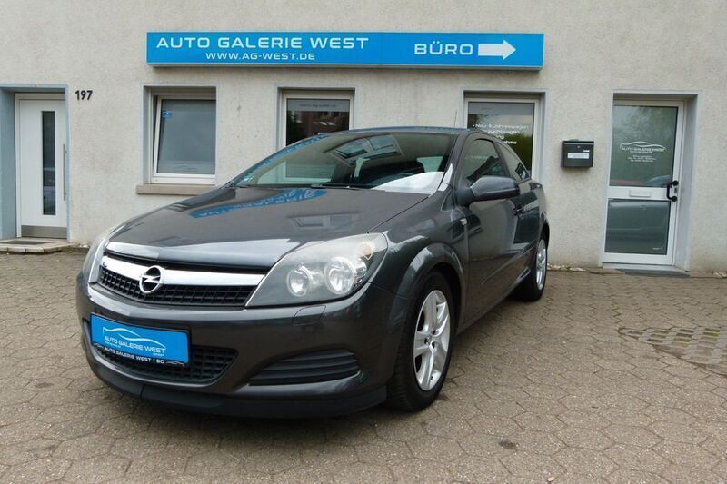 Grau Gebraucht 2009 Opel Astra GTC Edition Coupé | 2.290 € (Fairer Preis) - Bild 1/4