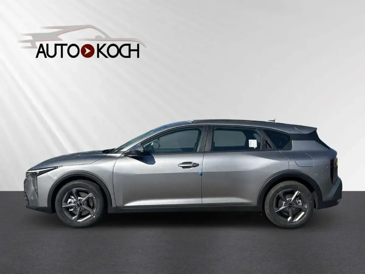 Neu Kia K4 Comfort 150 PS (110 kW) 2026 Stahlgrau Limousine