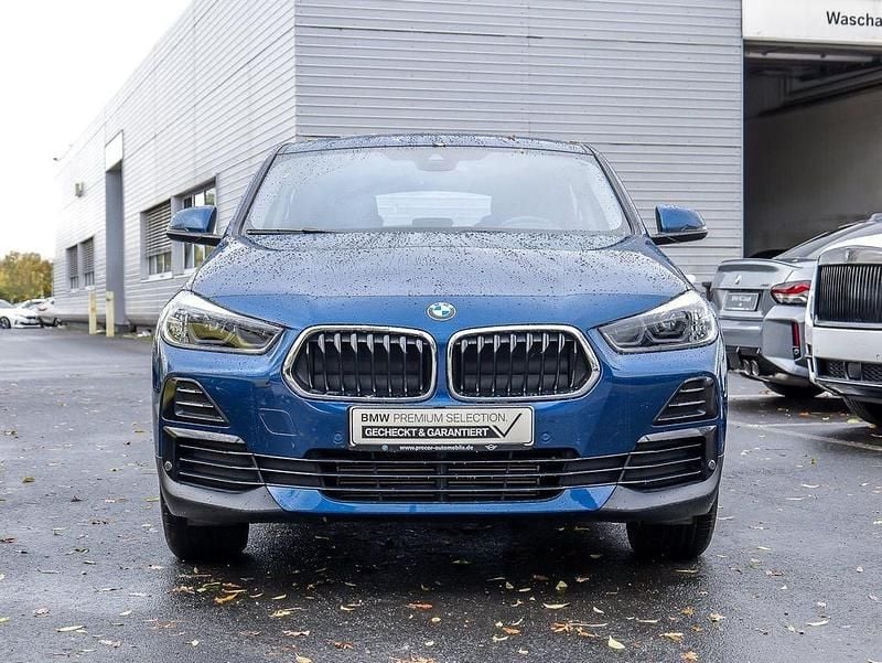 Gebraucht BMW X2 Sport Line 150 PS (110 kW) 2022 Blau SUV