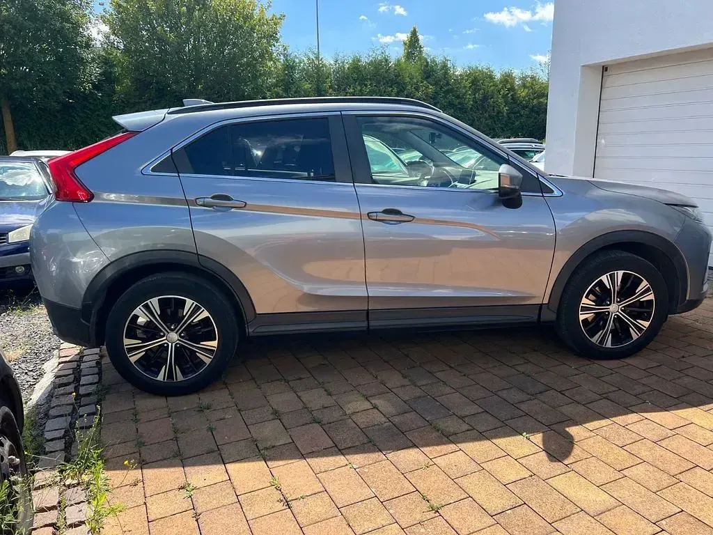 Gebraucht Mitsubishi Eclipse Cross Diamant Edition 163 PS (119 kW) 2019 Grau SUV