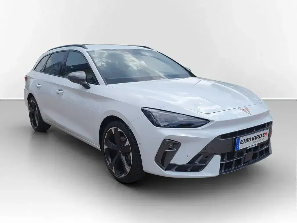 Gebraucht Cupra Leon 150 PS (110 kW) 2025 Weiß Limousine