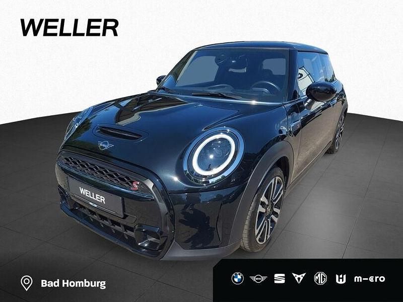 Schwarz Gebraucht 2023 Mini Cooper Kleinwagen | 29.465 € (Etwas zu teuer) - Bild 1/4