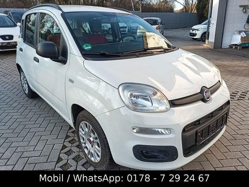 Weiß Gebraucht 2015 Fiat Panda Lounge Kleinwagen | 4.750 € (Fairer Preis) - Bild 1/4