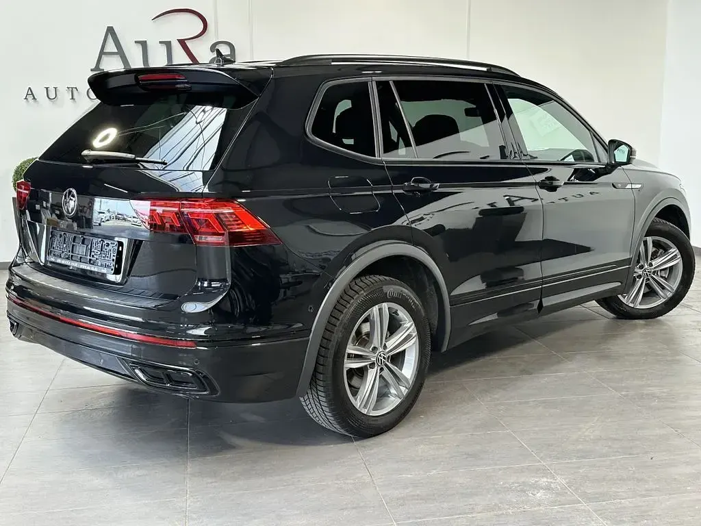 Gebraucht VW Tiguan Allspace R-line 200 PS (147 kW) 2023 Deep black SUV