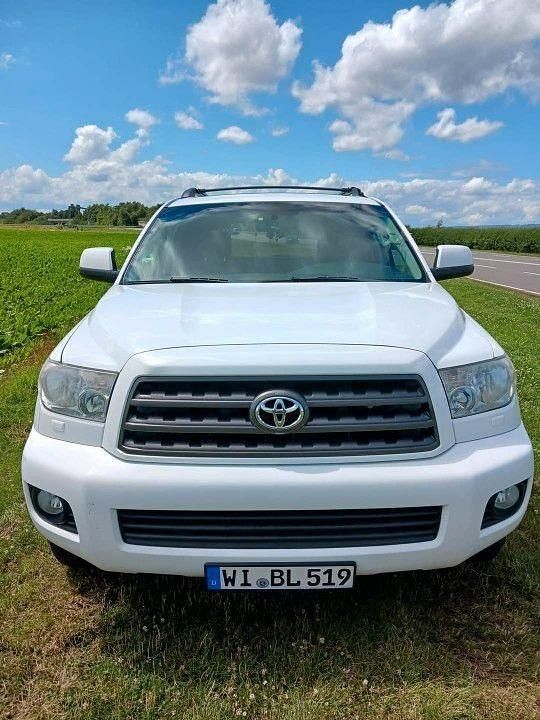 Weiß Gebraucht 2013 Toyota Sequoia SUV | 30.000 € - Bild 1/4