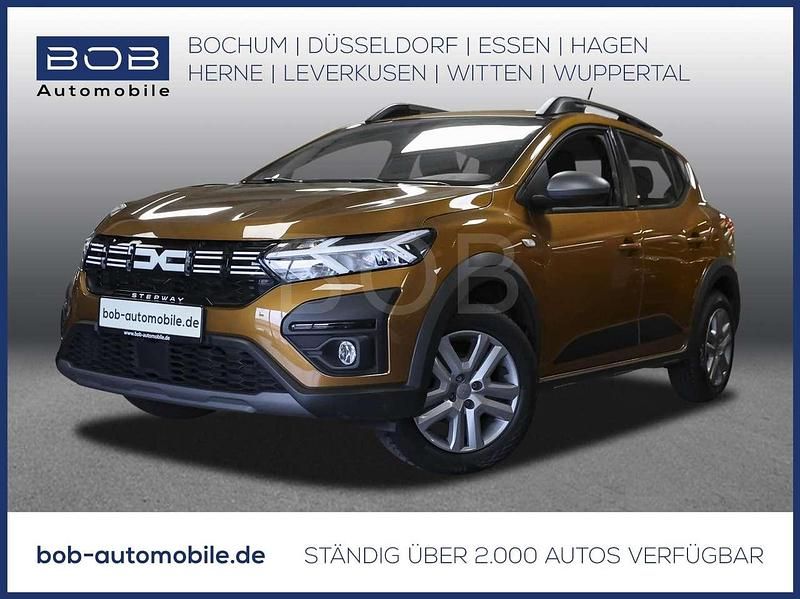Gebraucht Dacia Sandero Stepway 91 PS (66 kW) 2023 Orange Limousine
