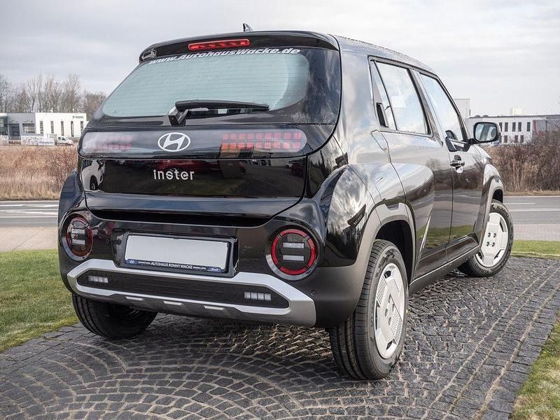 Gebraucht Hyundai Inster Select 71 kW (97 PS) 2025 Farbe: gelb Kleinwagen