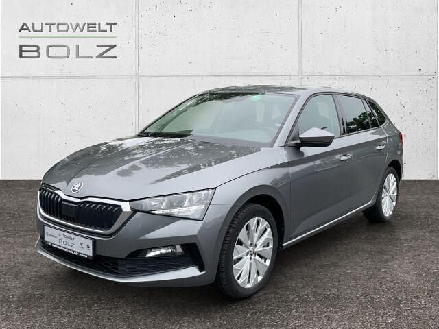 Grau Gebraucht 2022 Skoda Scala Style Kleinwagen | 16.690 € (Fairer Preis) - Bild 1/4