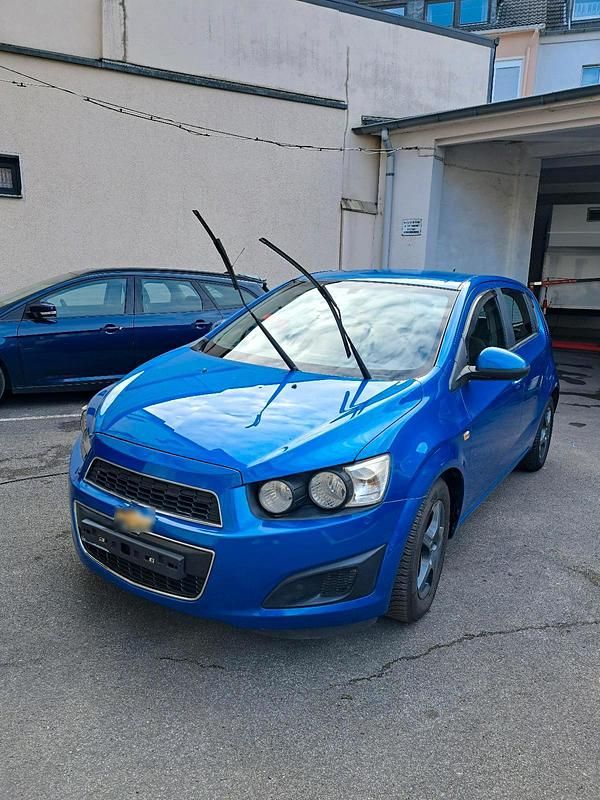 Gebraucht Chevrolet Aveo 86 PS (63 kW) 2011 Blau Kleinwagen