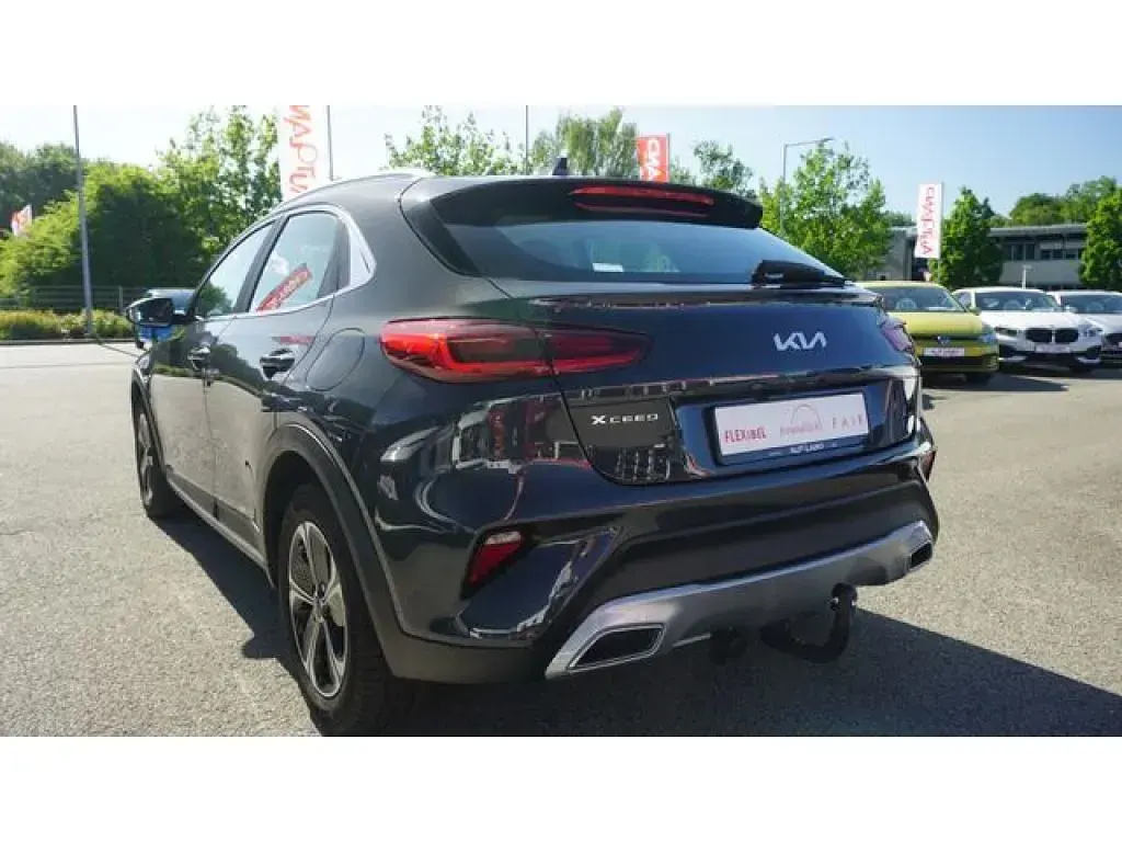 Gebraucht Kia XCeed Vision 141 PS (103 kW) 2022 Grau SUV