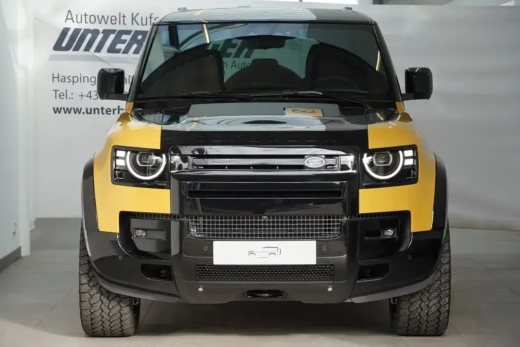 Neu Land Rover Defender 349 PS (256 kW) 2026 Gelb SUV