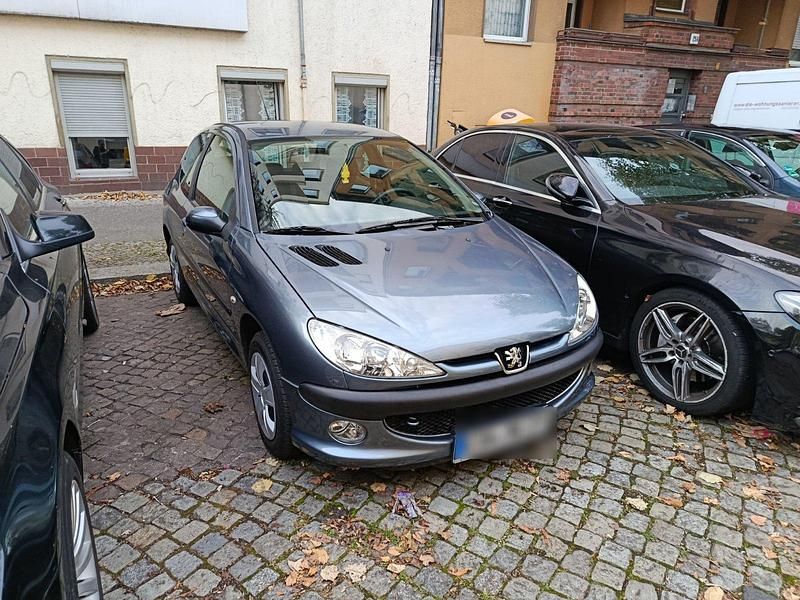 Blau Gebraucht 2007 Peugeot 206 Kleinwagen | 1.599 € (Fairer Preis) - Bild 1/4