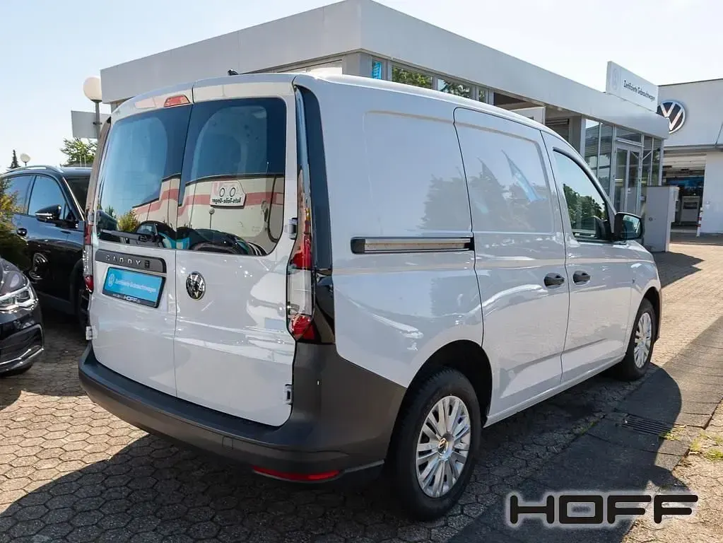 Gebraucht VW Caddy 75 PS (55 kW) 2022 Weiß Van / Kleinbus