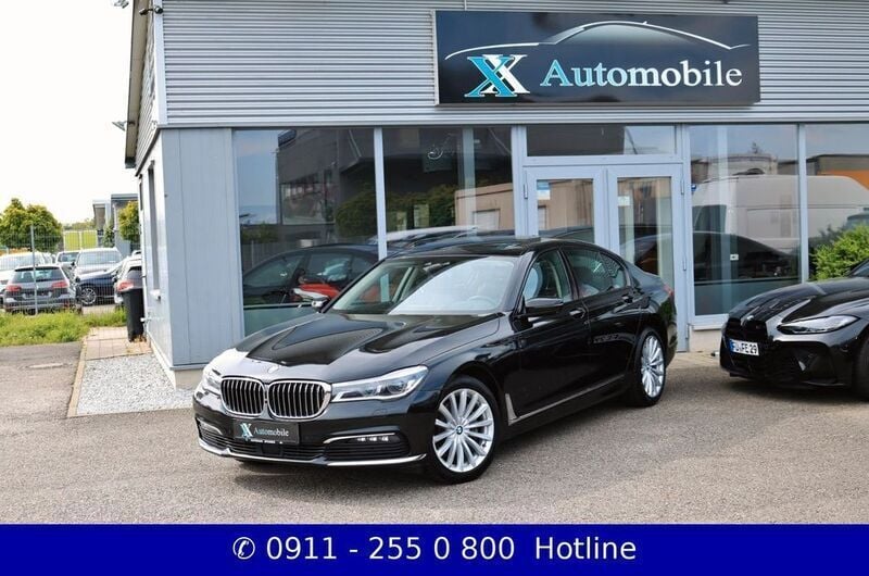 Schwarz Gebraucht 2018 BMW 740 Performance Limousine | 26.799 € (Superpreis) - Bild 1/4