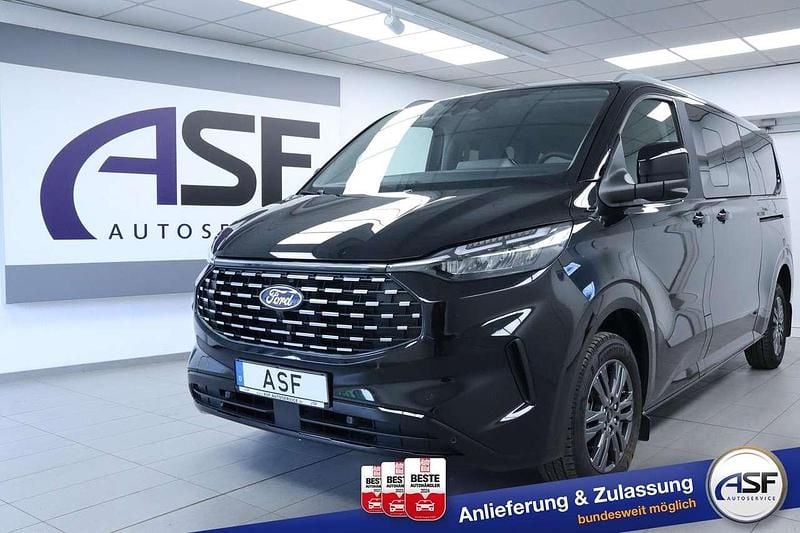 Gebraucht Ford Tourneo Titanium 150 PS (110 kW) 2025 Schwarz Van / Kleinbus