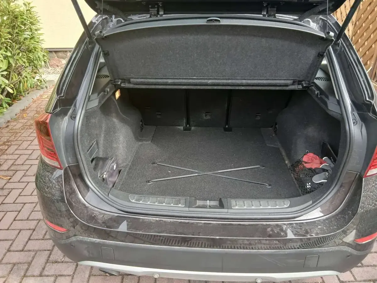 Gebraucht BMW X1 150 PS (110 kW) 2015 Schwarz SUV