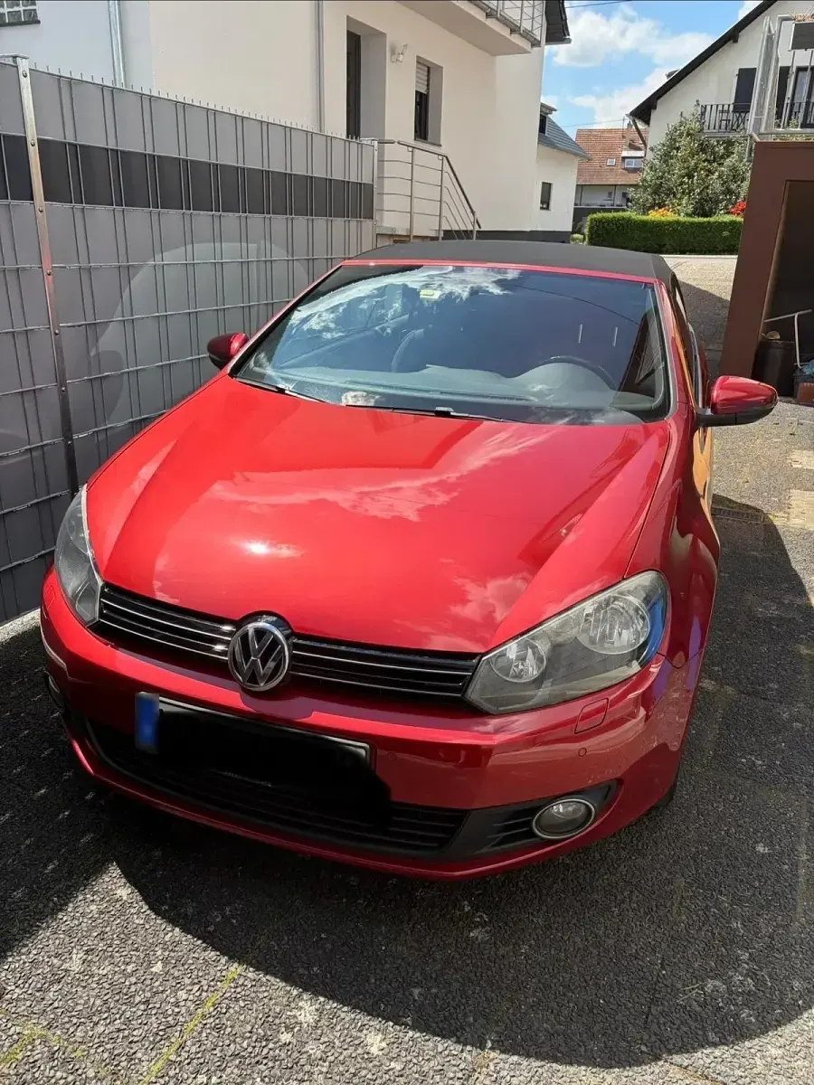 Gebraucht VW Golf Cabriolet 105 PS (77 kW) 2012 Rot Cabrio