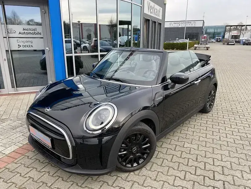 Gebraucht Mini Cooper Classic 136 PS (100 kW) 2022 Schwarz Kleinwagen