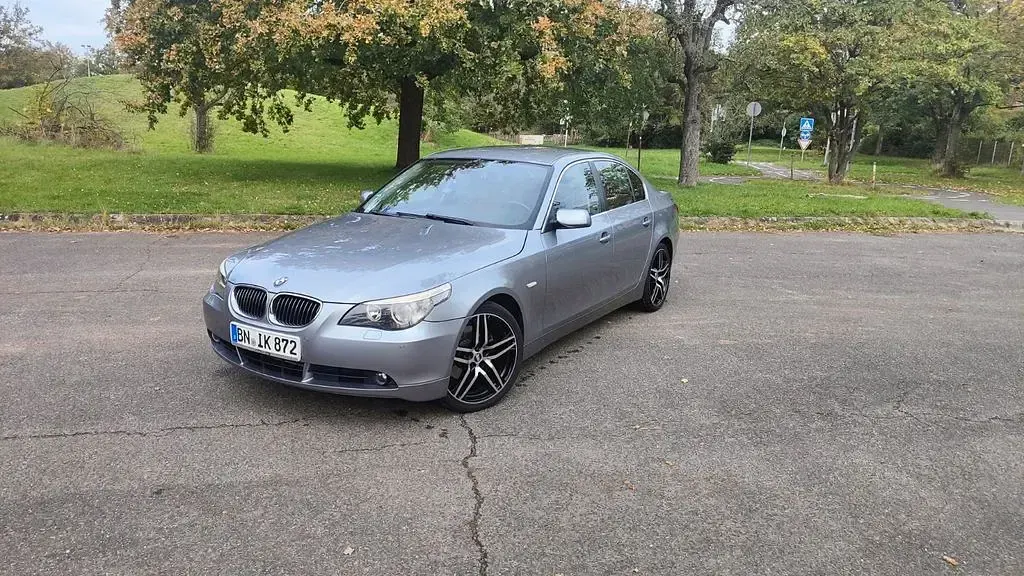 Gebraucht BMW 525 218 PS (160 kW) 2006 Grau Limousine