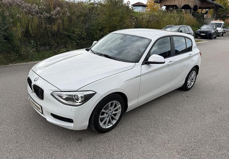 Weiß Gebraucht 2014 BMW 116 Advantage Kleinwagen | 6.700 € (Guter Preis) - Bild 1/4