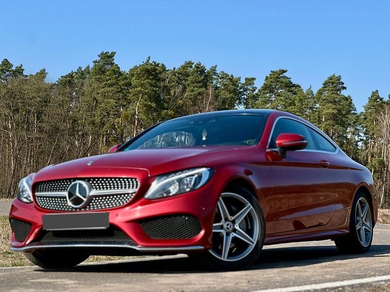 Gebraucht Mercedes C200 AMG 184 PS (135 kW) 2018 Rot Coupé