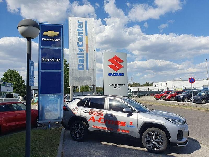 Gebraucht Suzuki Across 185 PS (136 kW) 2023 Silber SUV