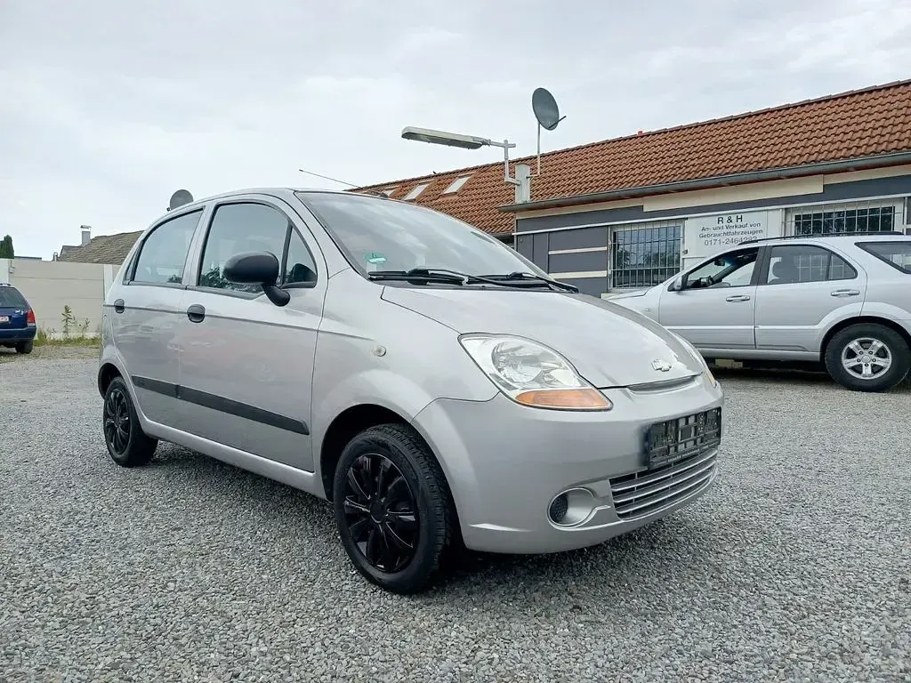 Gebraucht Chevrolet Matiz 52 PS (38 kW) 2009 Silber Kleinwagen
