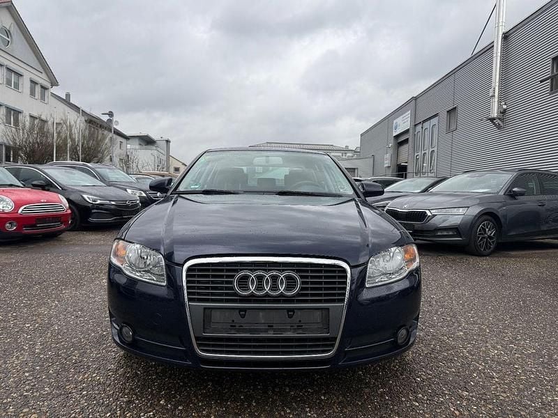 Gebraucht Audi A4 Comfort 131 PS (96 kW) 2006 Blau Limousine