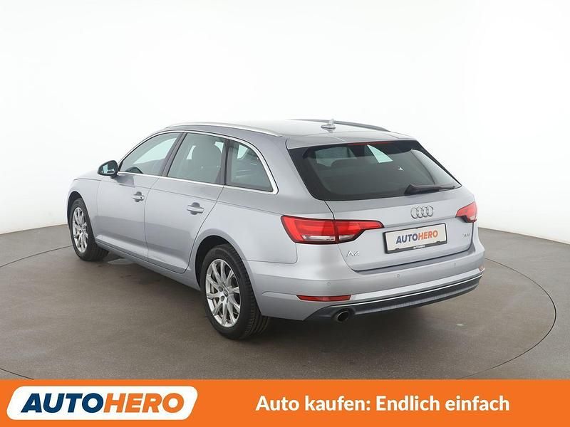 Gebraucht Audi A4 Sport 150 PS (110 kW) 2018 Grau Kombi