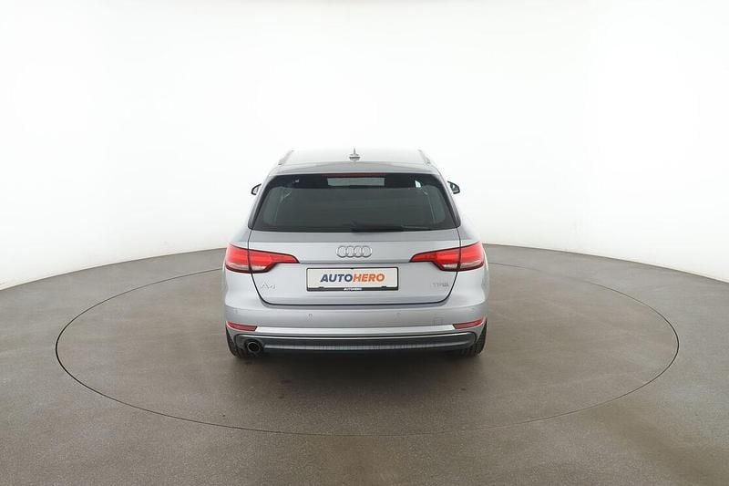 Gebraucht Audi A4 Sport 150 PS (110 kW) 2018 Grau Kombi