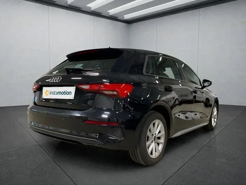Gebraucht Audi A3 Sportback 150 PS (110 kW) 2022 Schwarz Kleinwagen