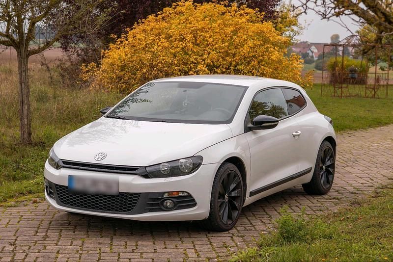 Second-hand VW Scirocco 200 CP (147 kW) 2008 Alb Coupe
